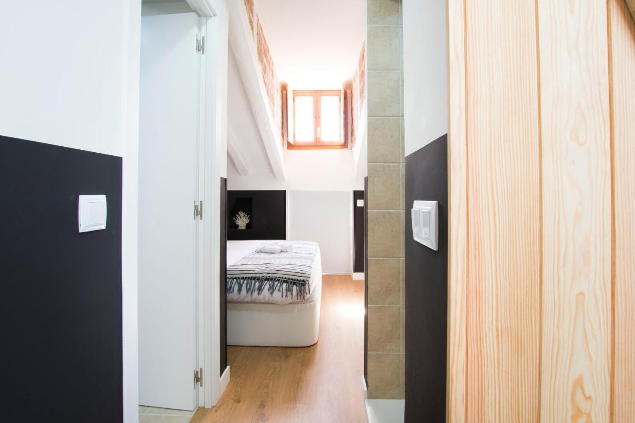 Redondilla Apartment มาดริด ภายนอก รูปภาพ
