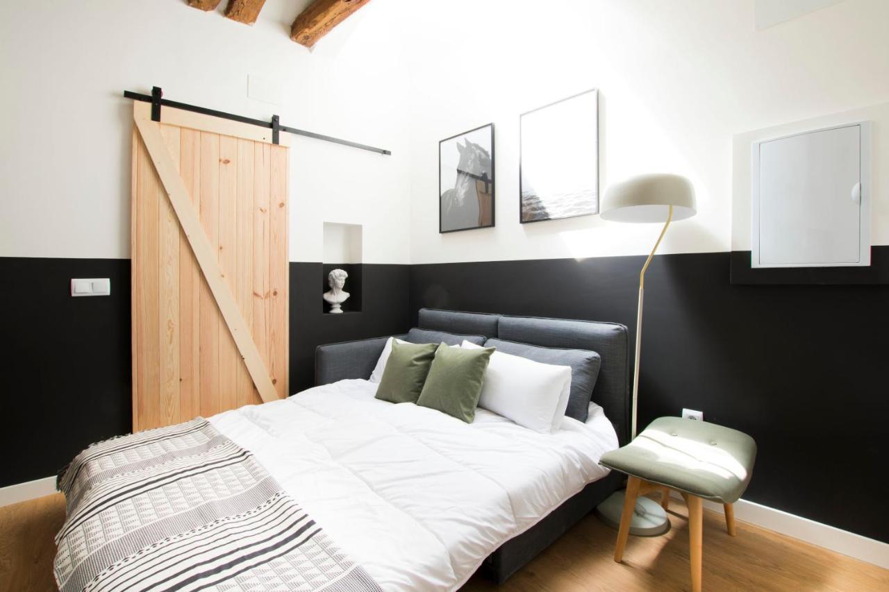Redondilla Apartment มาดริด ภายนอก รูปภาพ