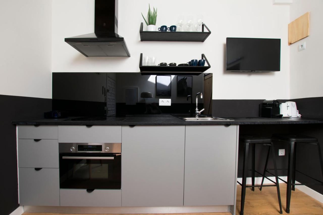 Redondilla Apartment มาดริด ภายนอก รูปภาพ